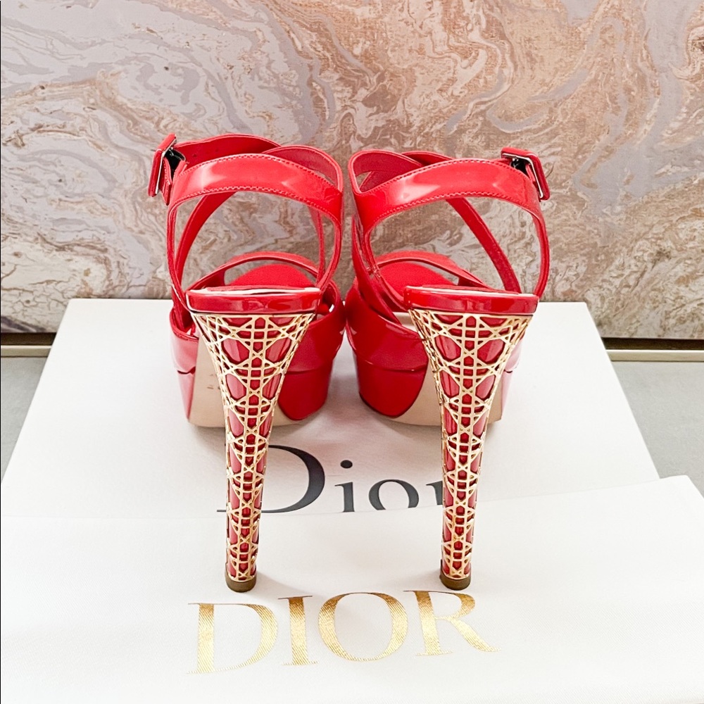 Christian Dior Red Patent Leather Cannage Sandals - Picture 6 of 11